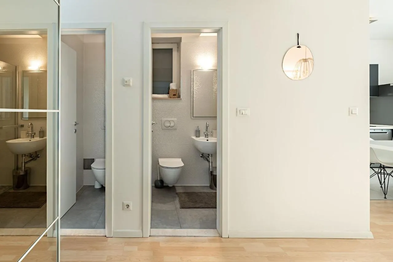 Eltz By Aula Apartment Split